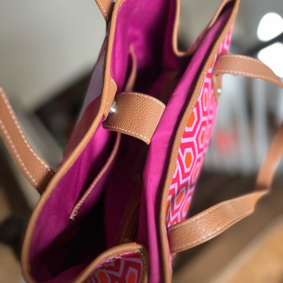 Nine West Pink and Red Geometric Shoulder Bag - Picture 11 of 11